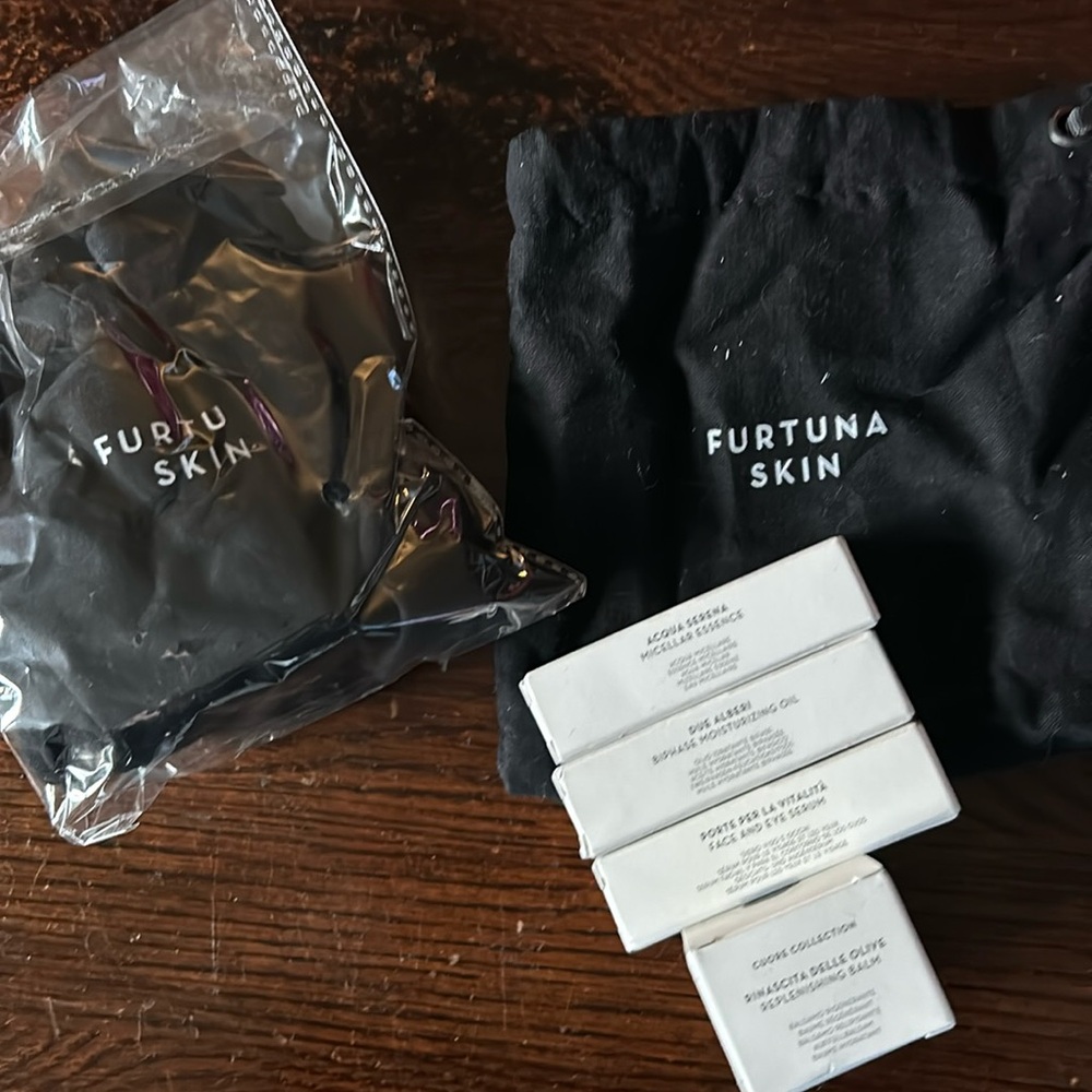 Furtuna Skin Samples, two sets
